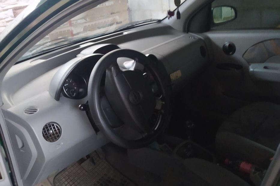 Продам Chevrolet Aveo 2005 года в Харькове