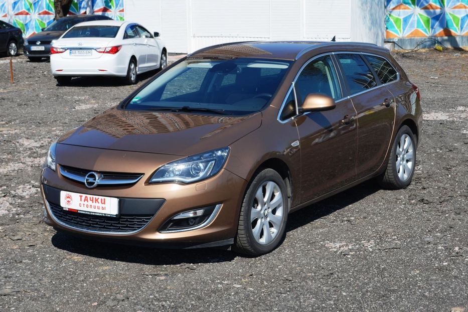 Продам Opel Astra J 2015 года в Киеве