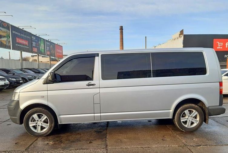 Продам Volkswagen T5 (Transporter) пасс. 2009 года в г. Славутич, Киевская область