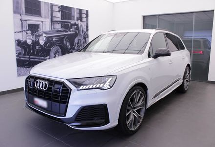 Продам Audi Q7 2019 года в Киеве