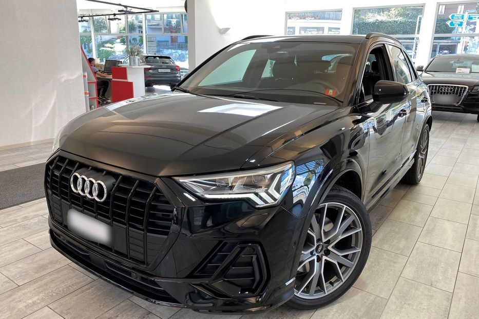 Продам Audi Q3 2020 года в Киеве