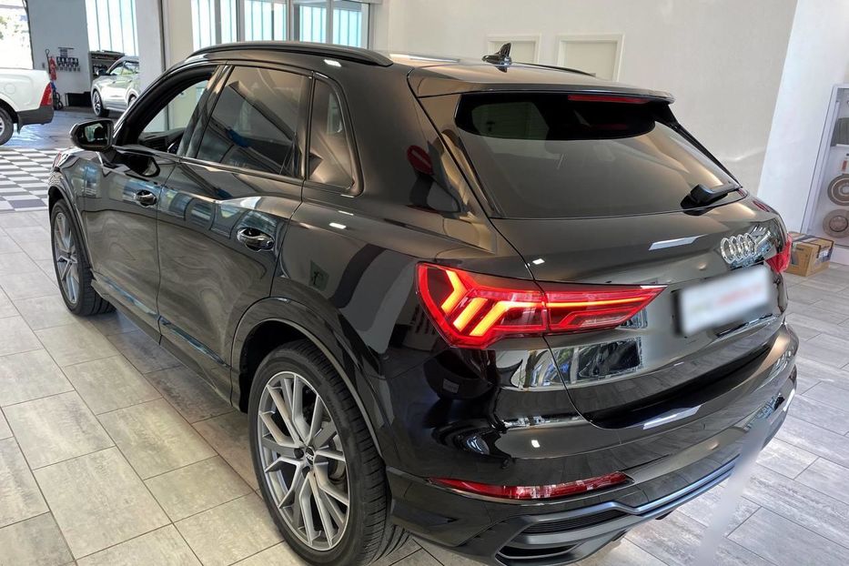 Продам Audi Q3 2020 года в Киеве