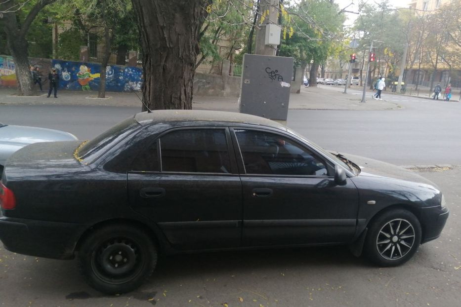 Продам Mitsubishi Carisma 2001 года в Одессе