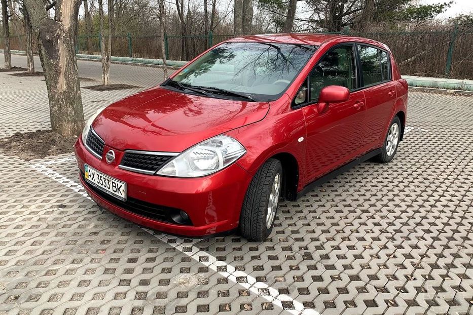 Продам Nissan TIIDA 1.8 SE 2008 года в Харькове