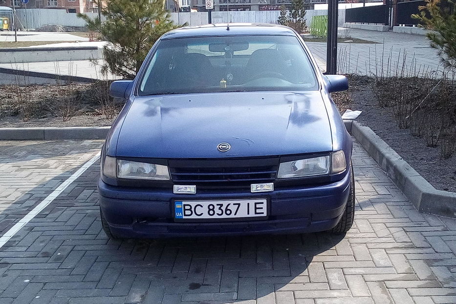 Продам Opel Vectra A 1989 года в Львове