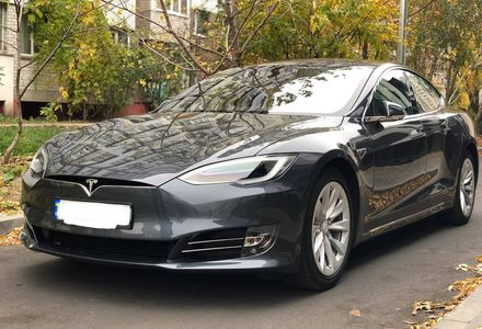 Продам Tesla Model S 75 2016 года в Киеве