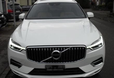 Продам Volvo XC60 2019 года в Киеве