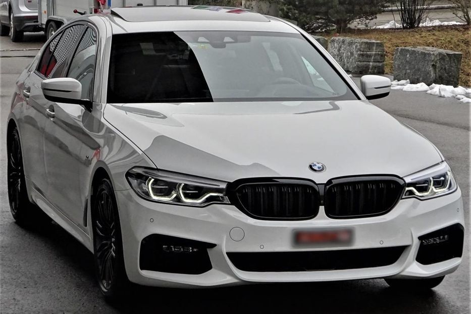 Продам BMW 530 D 2019 года в Киеве