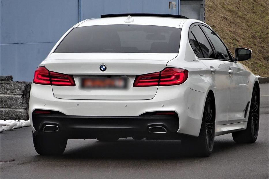 Продам BMW 530 D 2019 года в Киеве