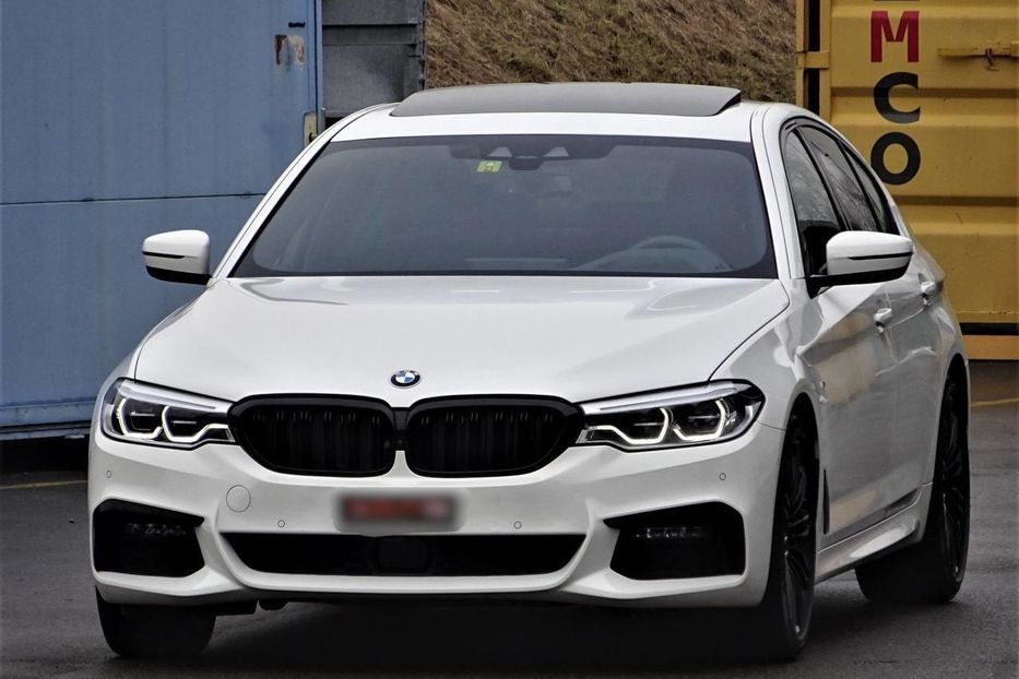 Продам BMW 530 D 2019 года в Киеве