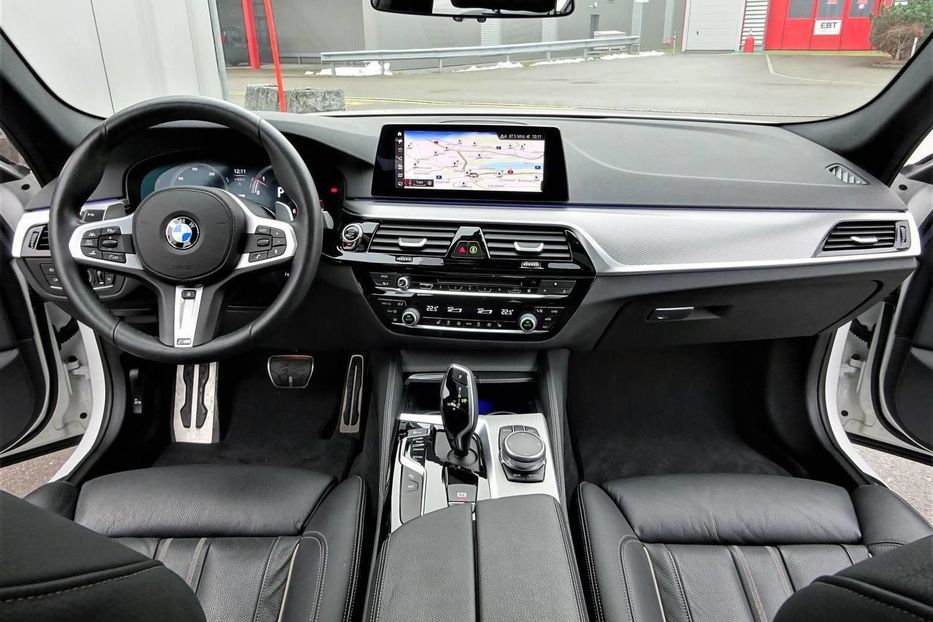 Продам BMW 530 D 2019 года в Киеве