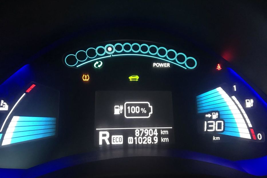 Продам Nissan Leaf 2013 года в г. Мариуполь, Донецкая область