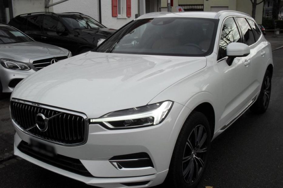 Продам Volvo XC60 2019 года в Киеве