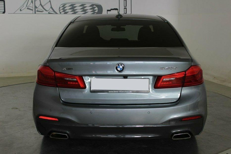 Продам BMW 540 d xDrive 2018 года в Киеве