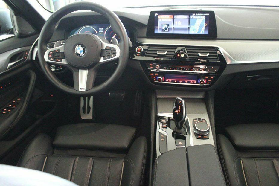 Продам BMW 540 d xDrive 2018 года в Киеве