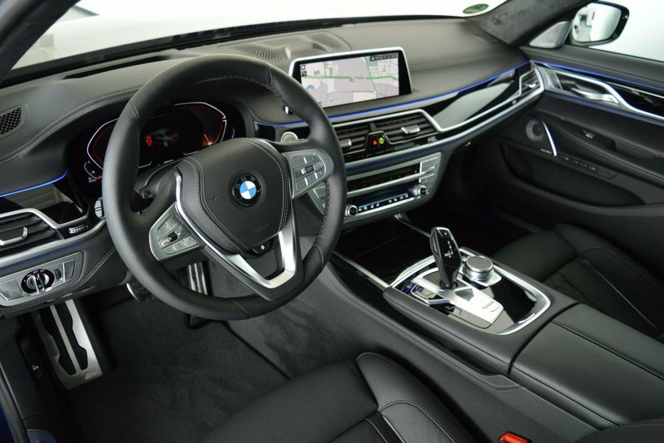 Продам BMW 740 d xDrive 2020 года в Киеве