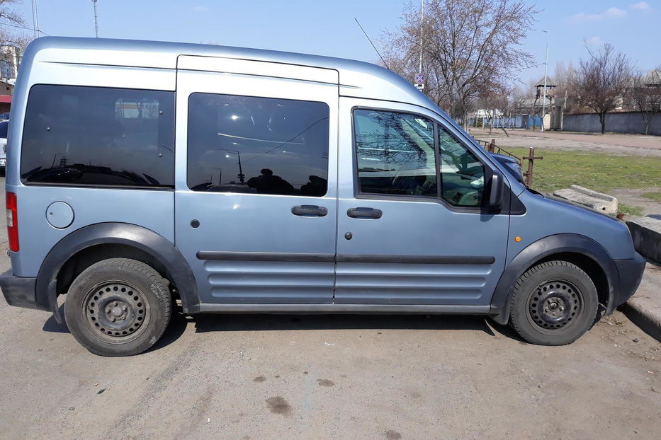 Продам Ford Tourneo Connect пасс. 2006 года в Киеве