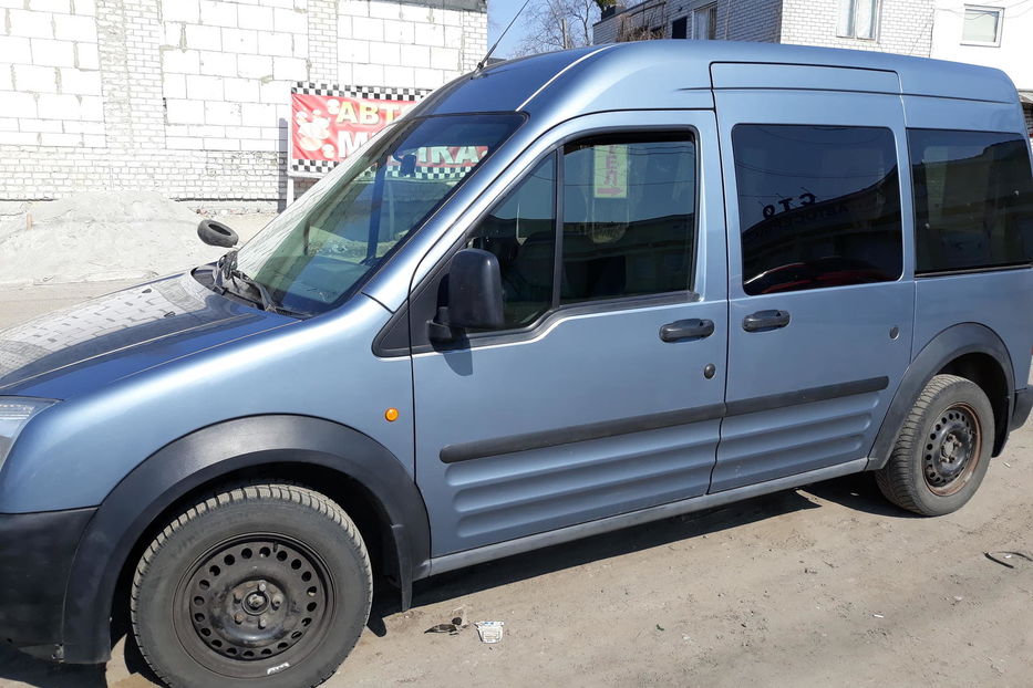 Продам Ford Tourneo Connect пасс. 2006 года в Киеве