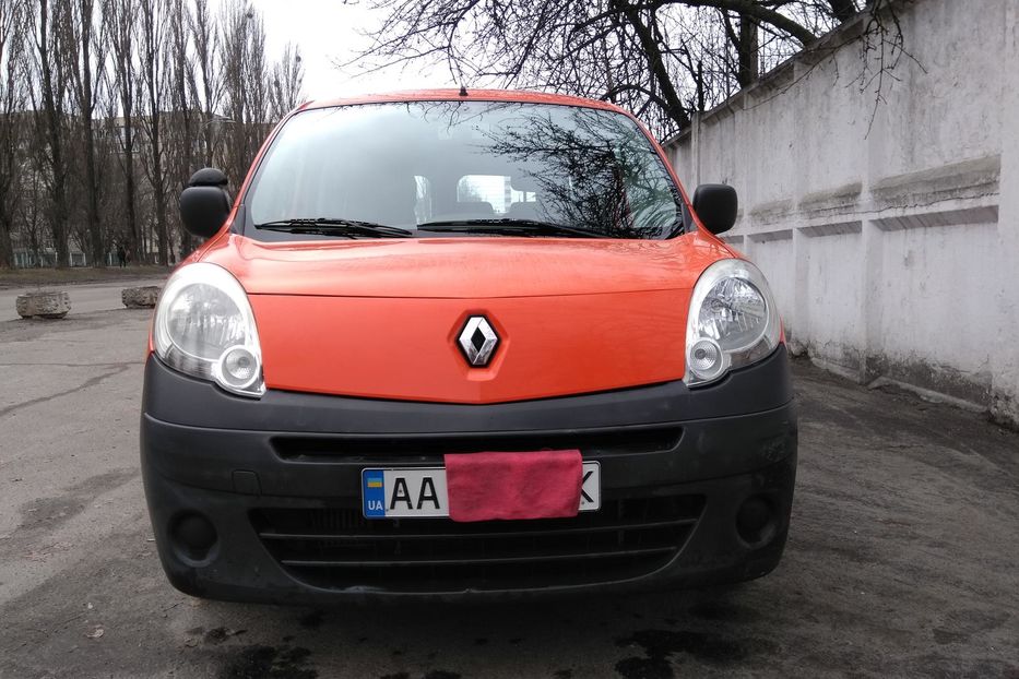 Продам Renault Kangoo пасс. 2010 года в Киеве