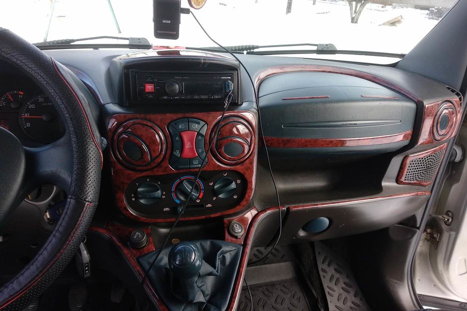 Продам Fiat Doblo пасс. 2004 года в г. Славянск, Донецкая область