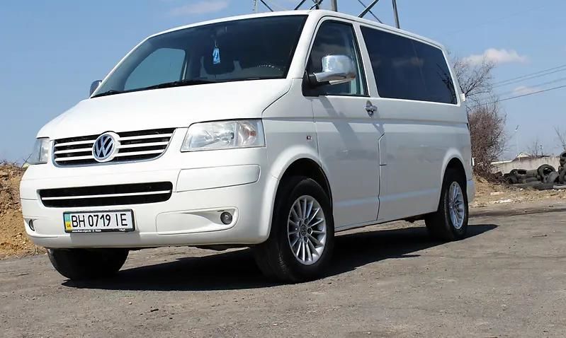 Продам Volkswagen T5 (Transporter) пасс. 2008 года в г. Новоград-Волынский, Житомирская область