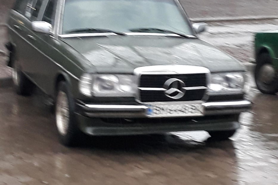 Продам Mercedes-Benz E-Class 1985 года в Сумах