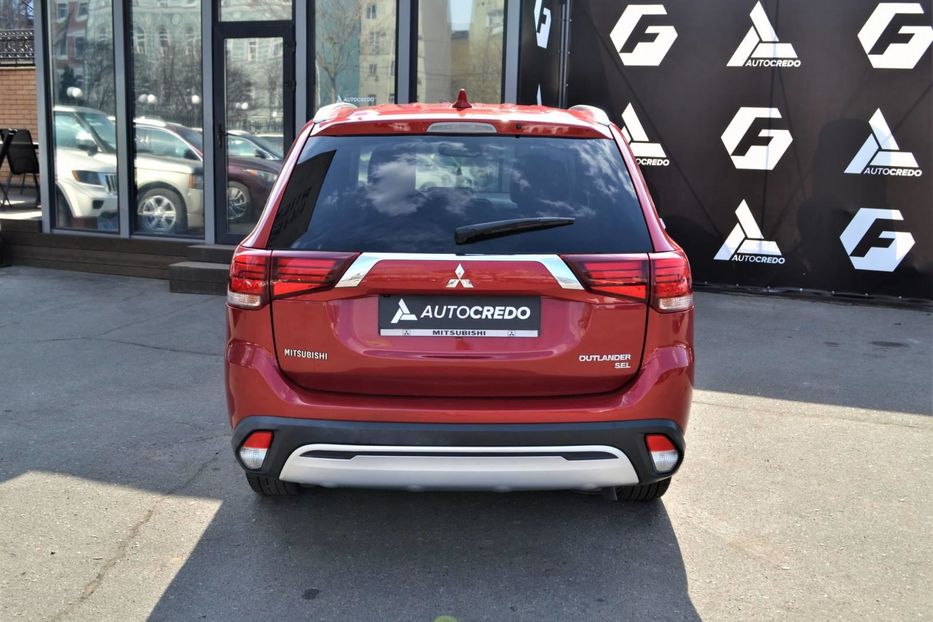 Продам Mitsubishi Outlander 2018 года в Киеве