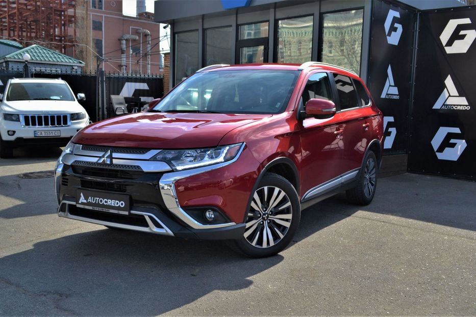 Продам Mitsubishi Outlander 2018 года в Киеве