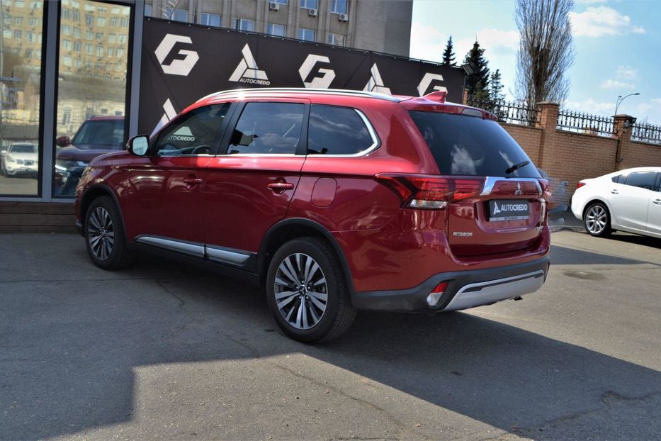 Продам Mitsubishi Outlander 2018 года в Киеве