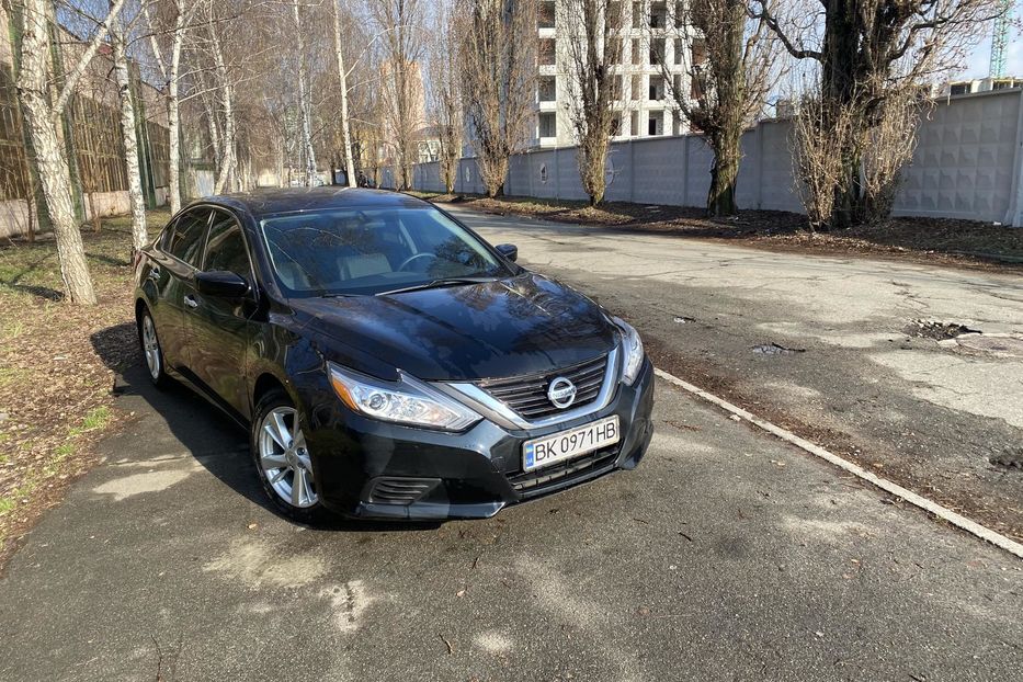 Продам Nissan Altima 2016 года в Киеве