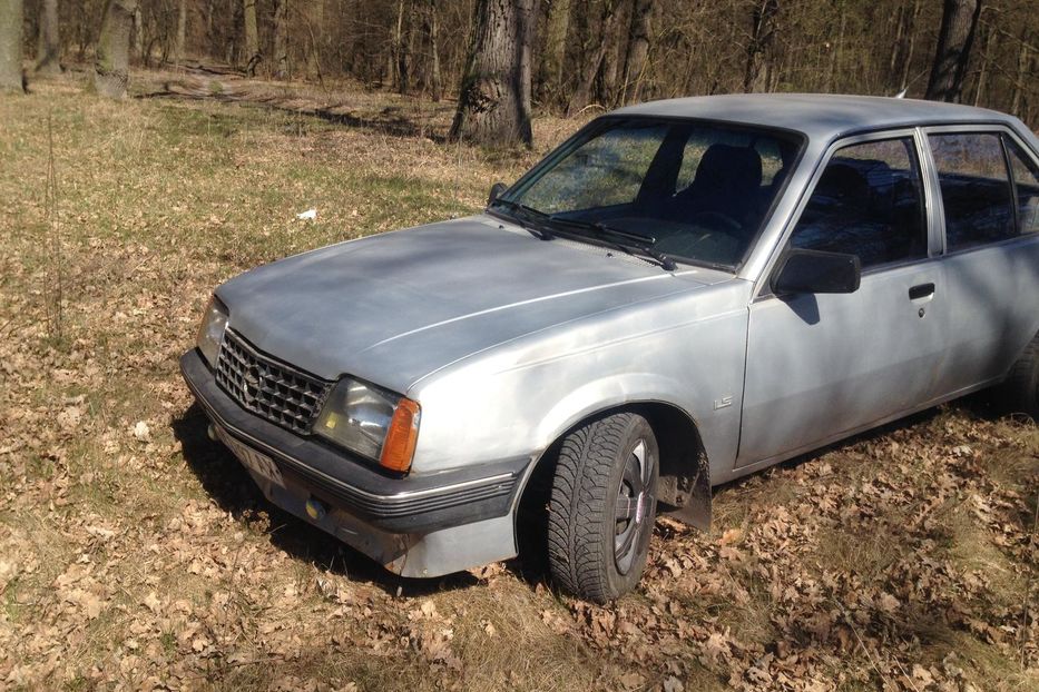 Продам Opel Ascona C 1986 года в г. Ружин, Житомирская область