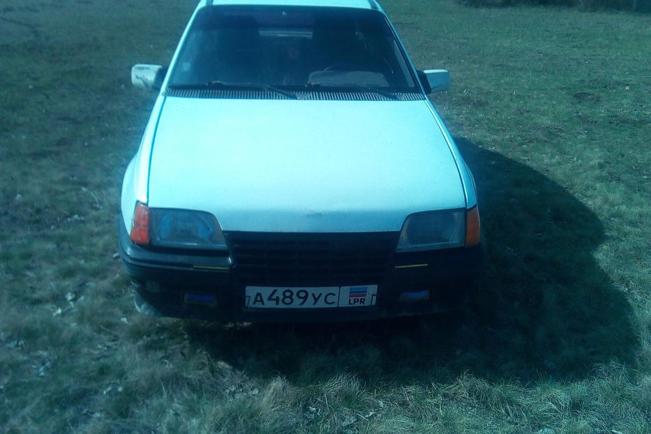 Продам Opel Kadett Хетчбэк 1985 года в Луганске