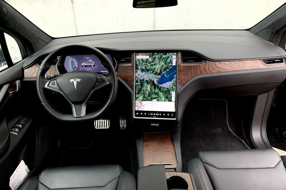 Продам Tesla Model X 2019 года в Киеве