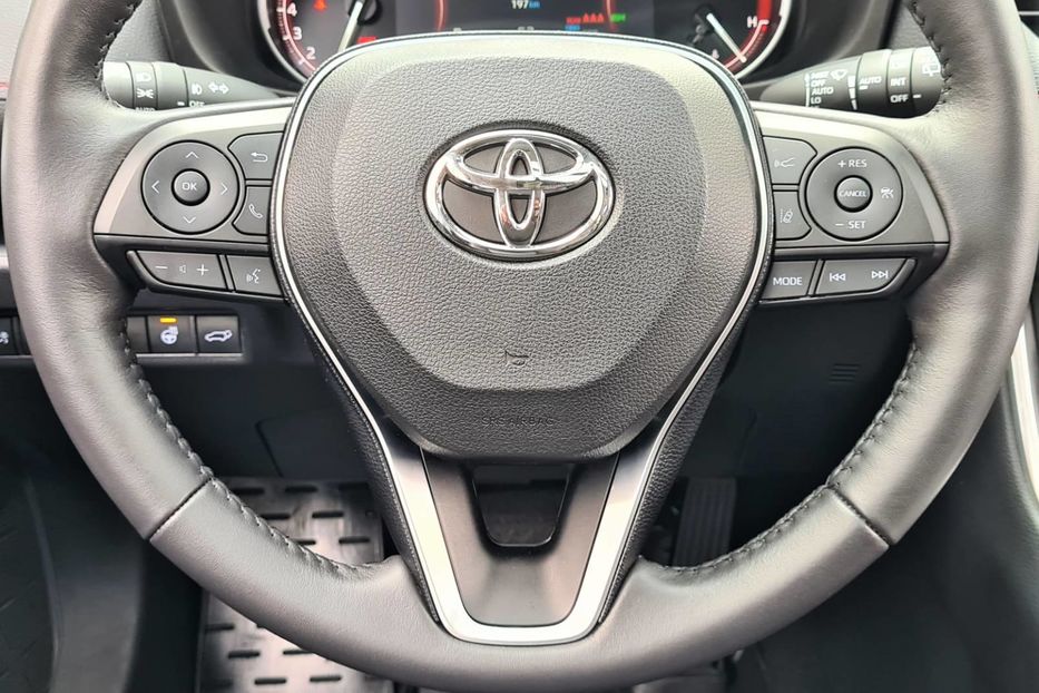 Продам Toyota Rav 4 TDR 2019 года в Киеве