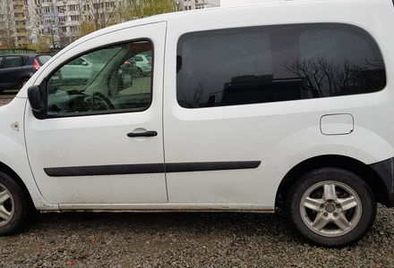 Продам Renault Kangoo пасс. 2010 года в Киеве