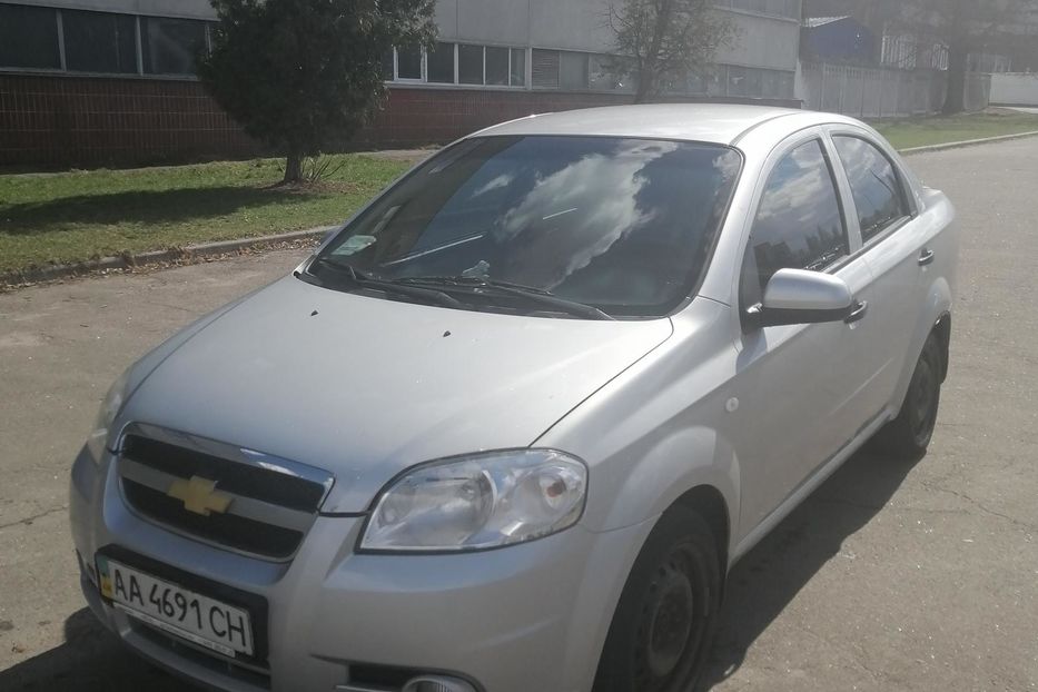 Продам Chevrolet Aveo LS 2010 года в Киеве