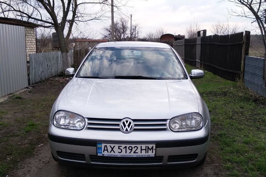 Продам Volkswagen Golf  VI 2002 года в Харькове