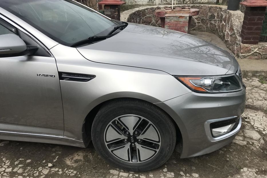 Продам Kia Optima Гибрид + ГБО 2013 года в Кропивницком