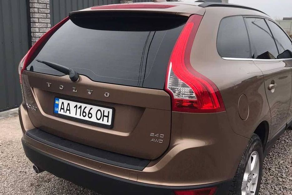 Продам Volvo XC60 2010 года в Киеве