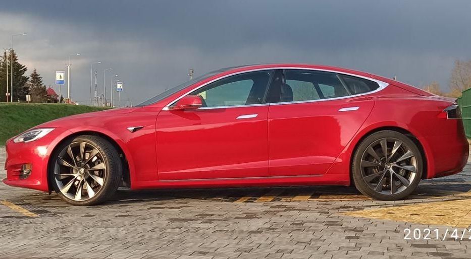 Продам Tesla Model S 100D 2018 года в г. Стрый, Львовская область