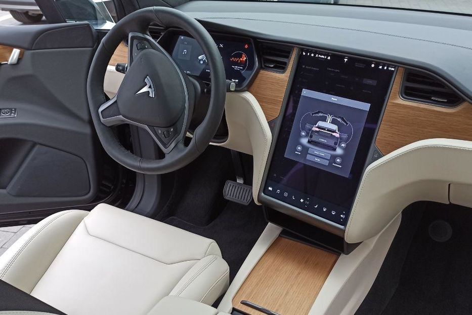 Продам Tesla Model X 100D 2019 года в г. Стрый, Львовская область