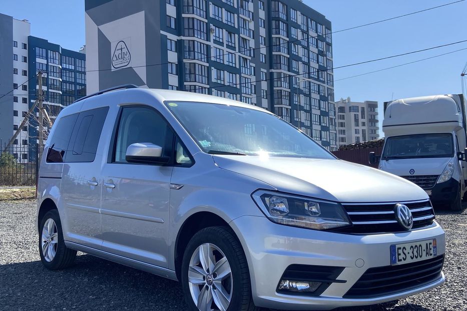 Продам Volkswagen Caddy пасс. 2017 года в Киеве