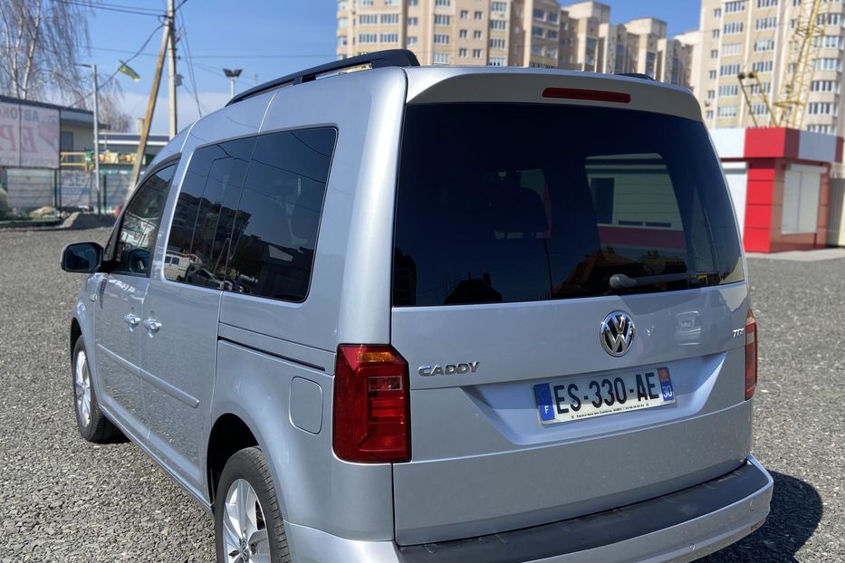 Продам Volkswagen Caddy пасс. 2017 года в Киеве