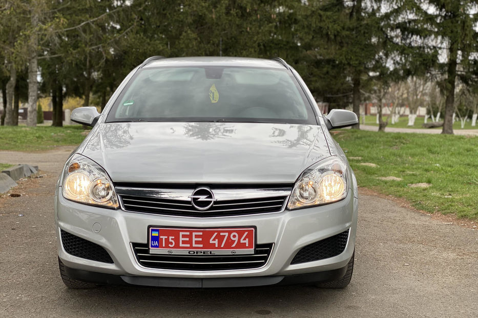 Продам Opel Astra H Limited edition 2009 года в г. Дубно, Ровенская область