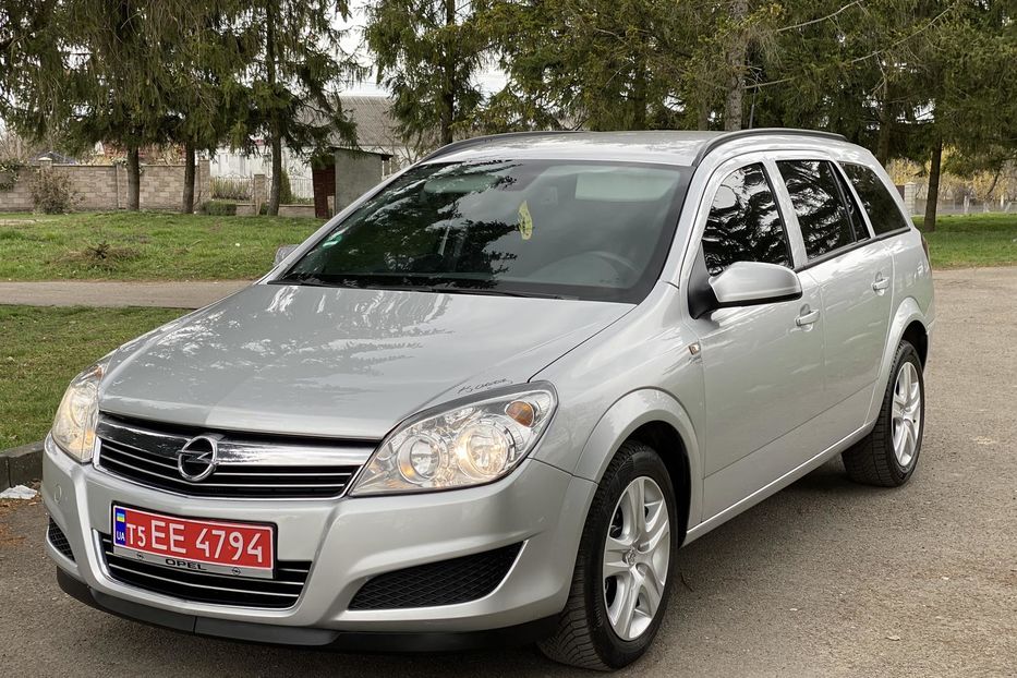 Продам Opel Astra H Limited edition 2009 года в г. Дубно, Ровенская область