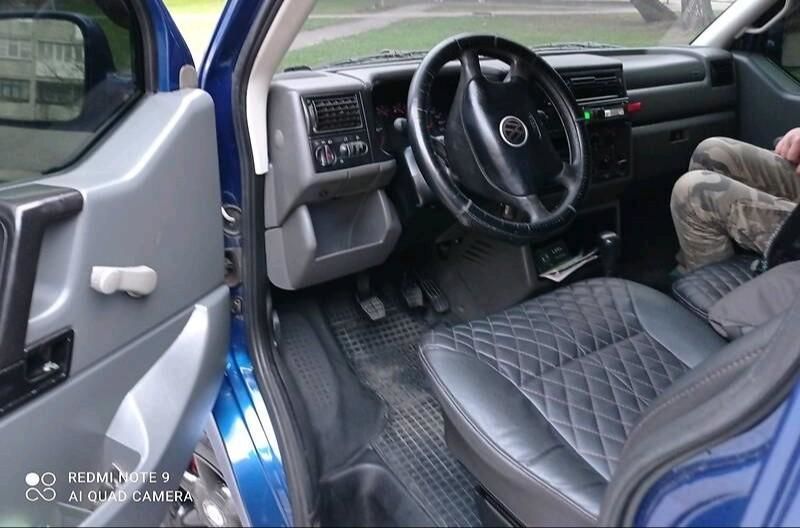Продам Volkswagen T4 (Transporter) пасс. 2001 года в г. Киенка, Черниговская область