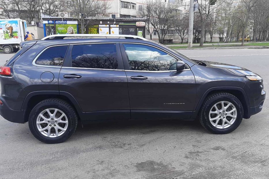 Продам Jeep Cherokee Limited 2016 года в Харькове