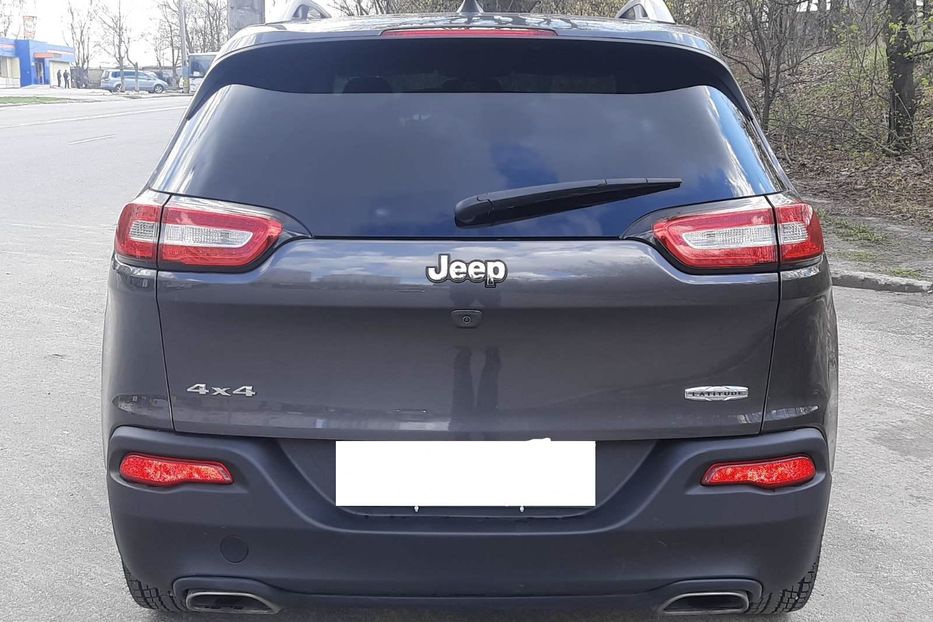 Продам Jeep Cherokee Limited 2016 года в Харькове