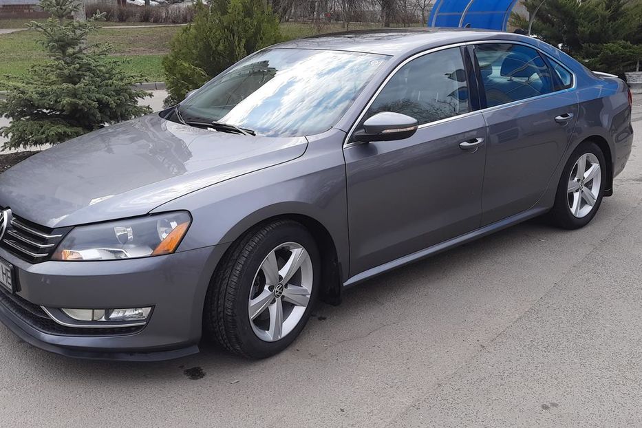 Продам Volkswagen Passat B7 SE 2012 года в Харькове