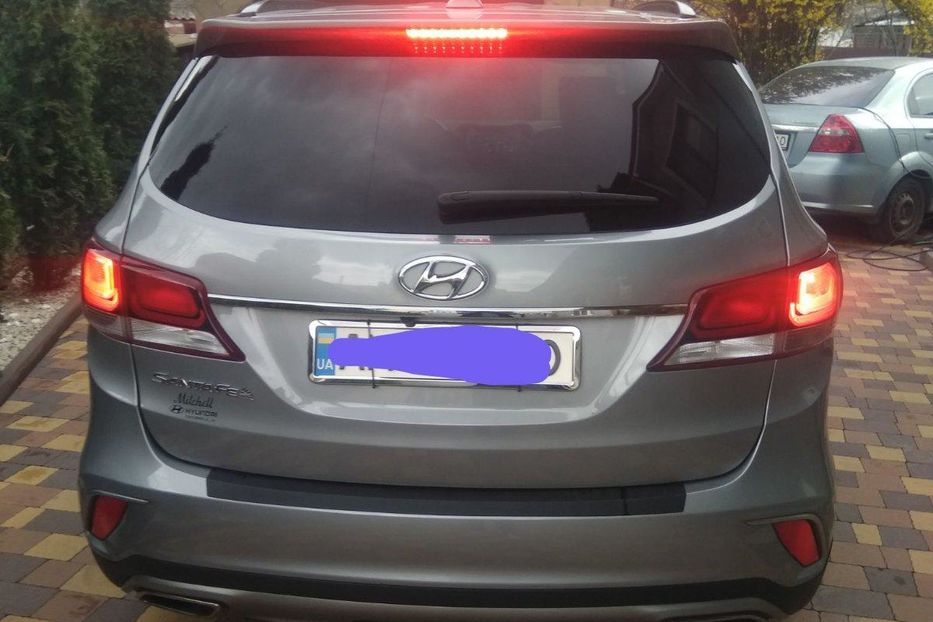 Продам Hyundai Grand Santa Fe 2017 года в Житомире